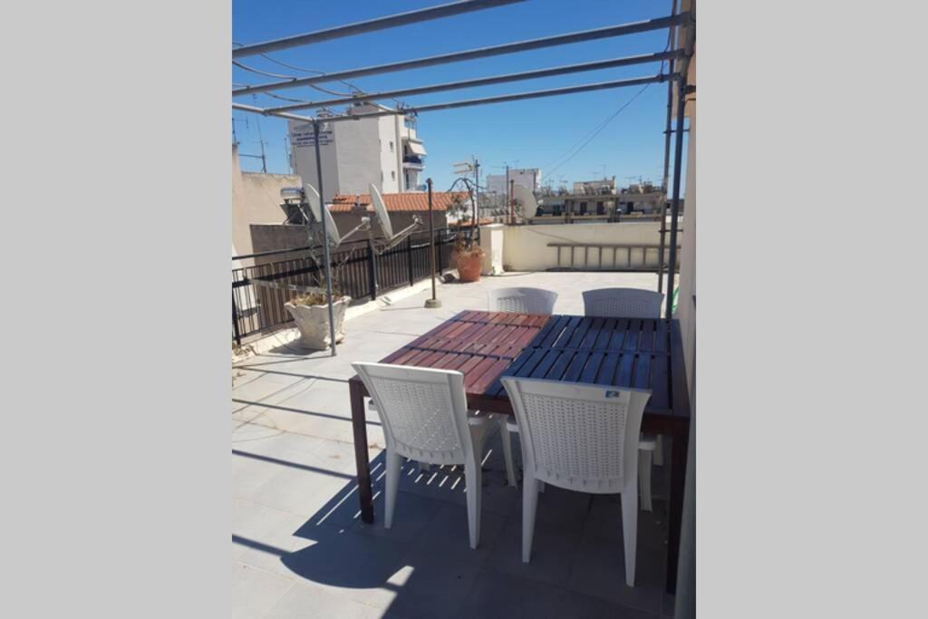 Terrace Roof Room @ Koridallos Metro St. & Piraeus Port Exterior foto